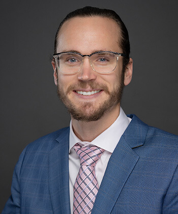 Meet Dr. Stephen Leeb! Headshot of Dr. Stephen Leeb, one of our Caldwell dentists